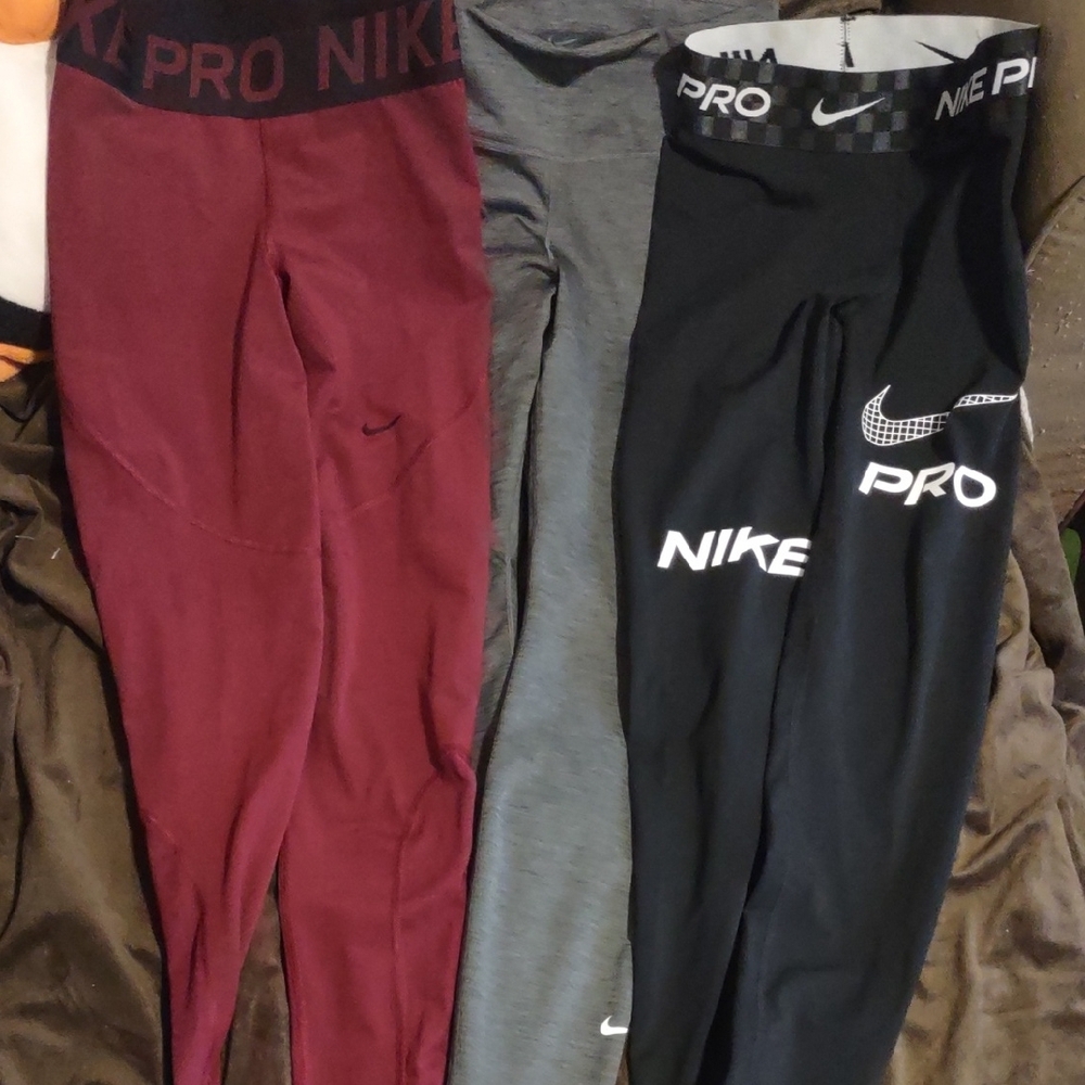 3x Nike Black and Gray Pro Leggings Athletic Bottoms Black Are XS (They Run Big)